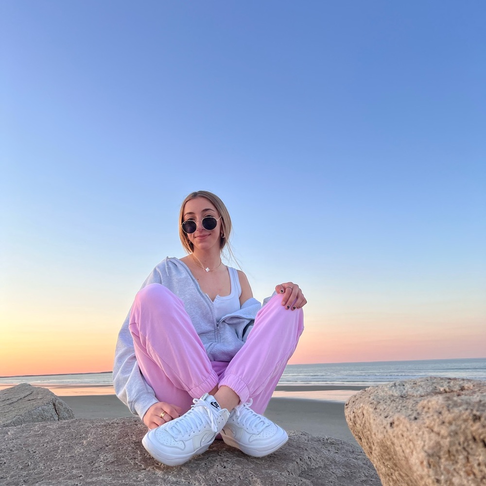 Meet your Posher, Sophia